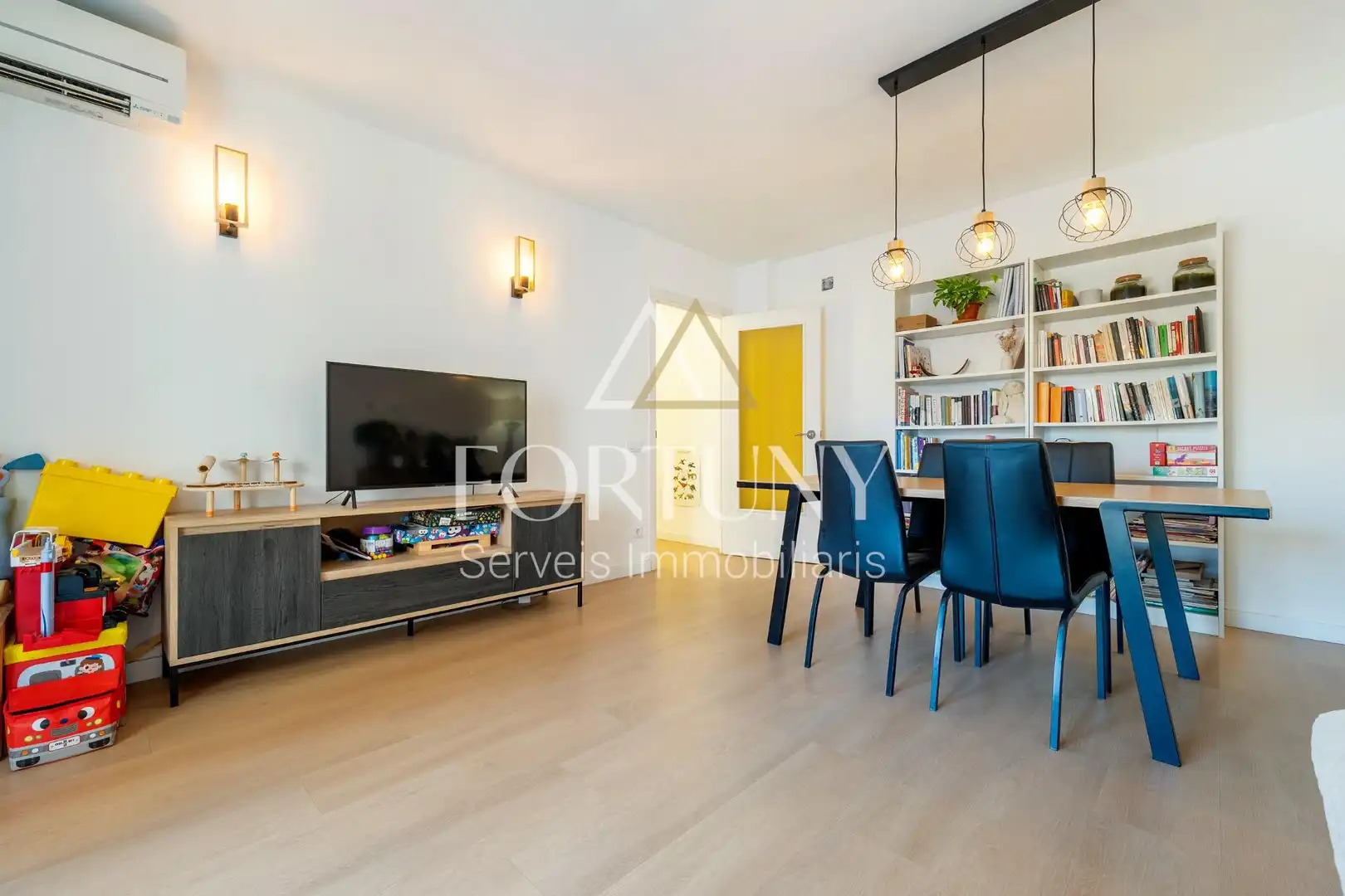 Sala de estar de Piso en venta en Reus con Aire acondicionado, Calefacción y Balcón