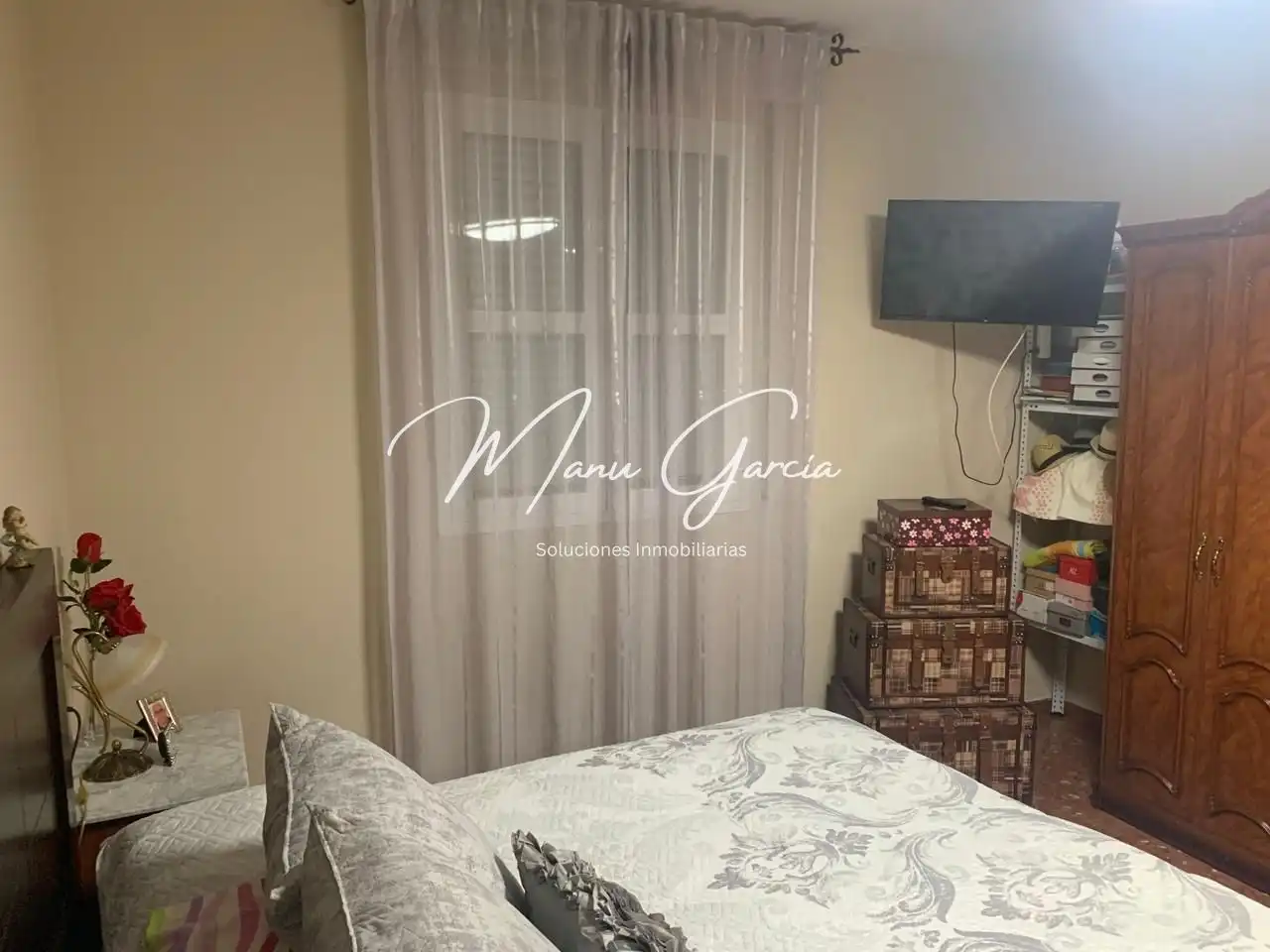Habitación de Planta baja en venta en Lucena con Aire acondicionado, Trastero y Amueblado