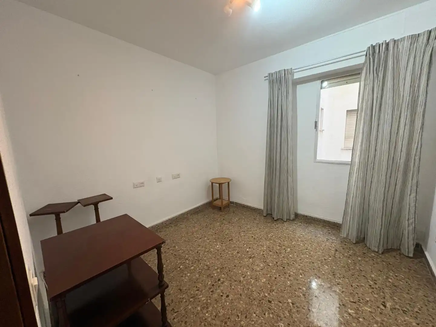 Flat for rent in Alejandra Soler, El Carme