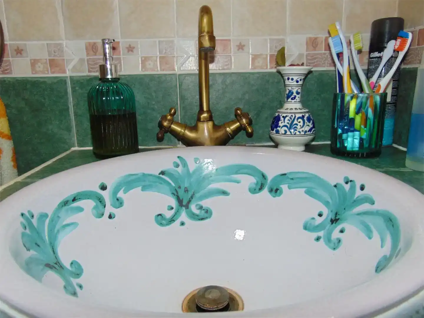 Baño de Piso en venta en Carataunas con Piscina y Amueblado