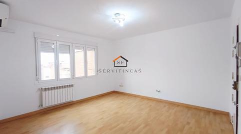 Photo 2 of Flat for sale in Calle de Pablo Rica, 8, San Diego,  Madrid Capital