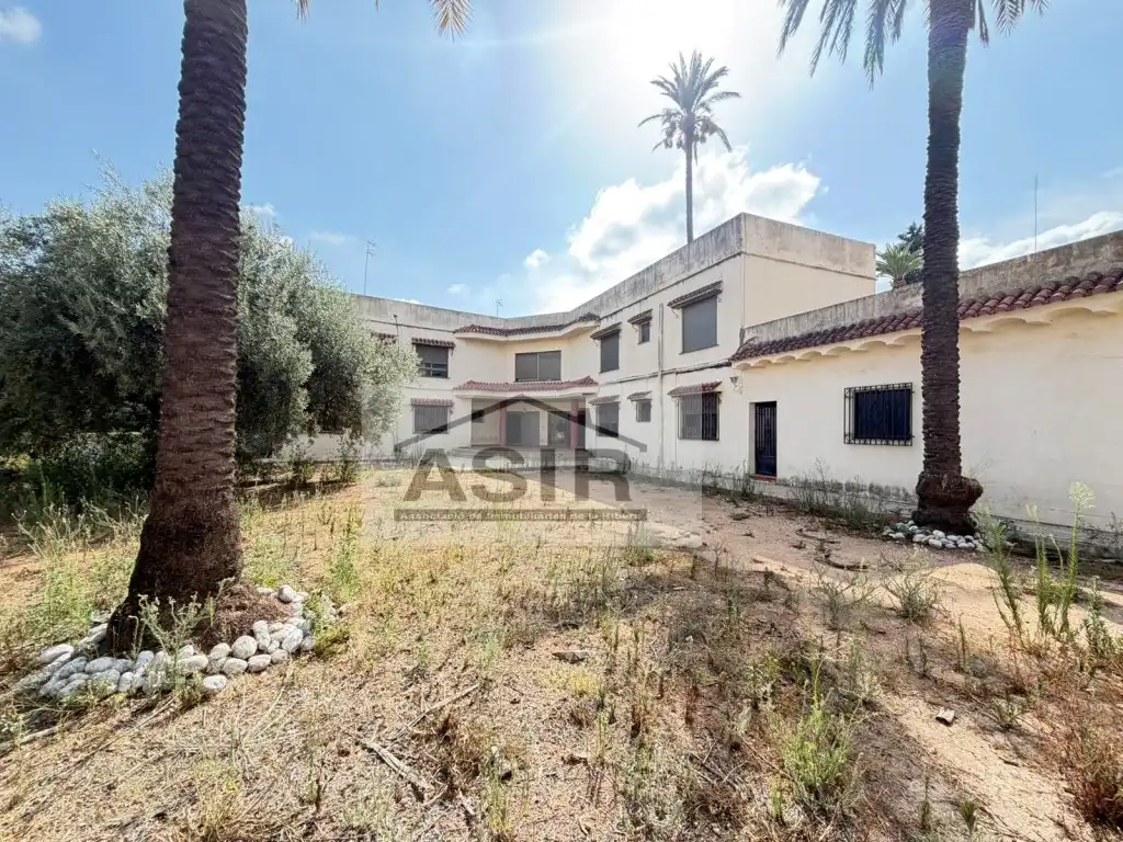 Casa amb piscina en venda a Calle Ravalet, imagen 3