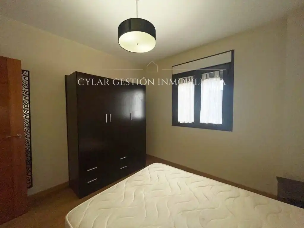 Habitación de Piso de alquiler en Salamanca con Calefacción, Parquet y Amueblado