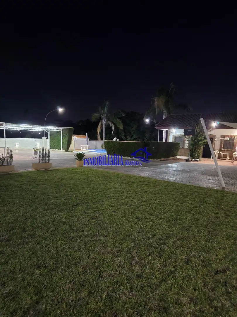 Exterior view of Houses for sale in Córdoba  with Swimming Pool