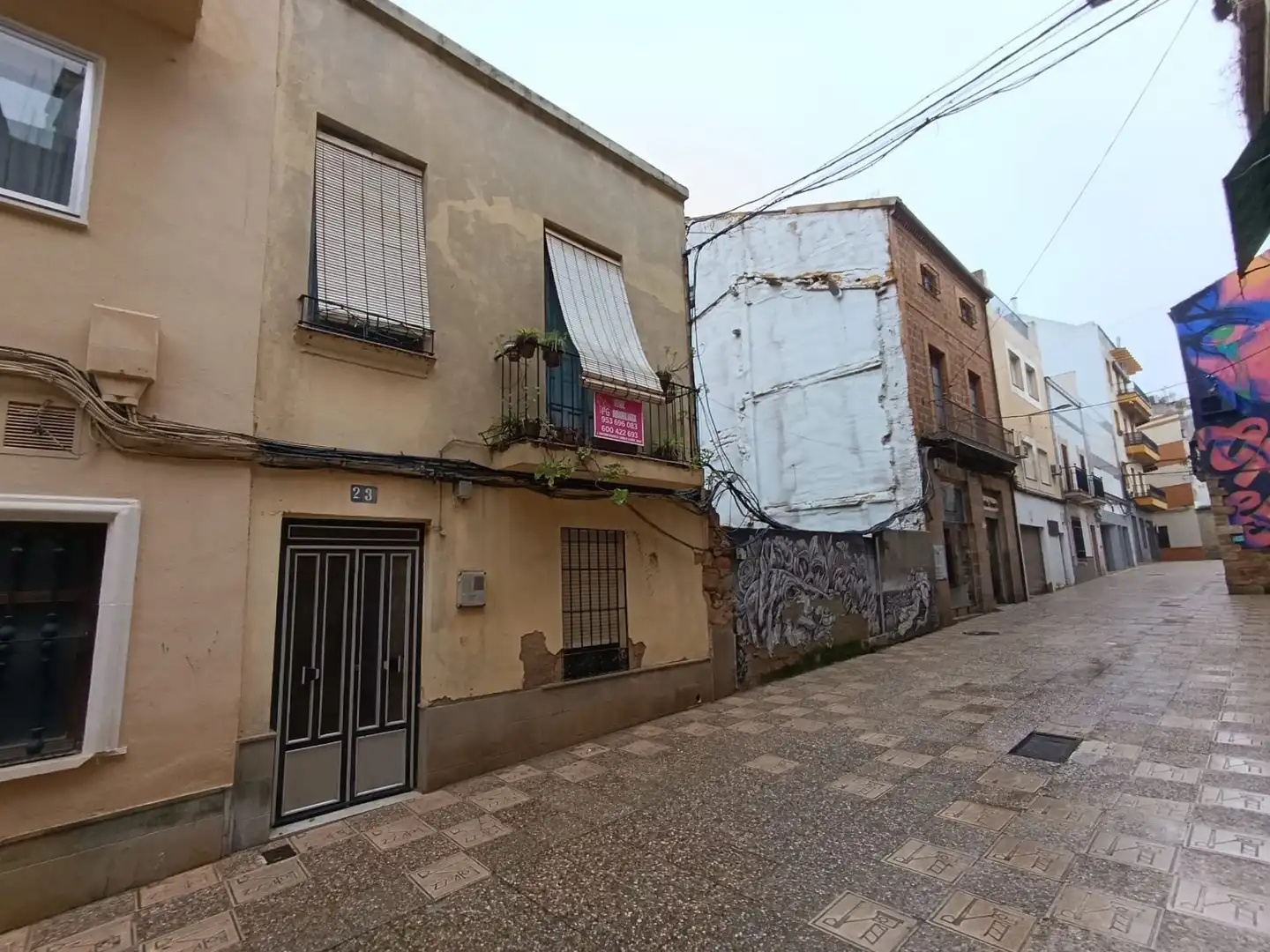 Vista exterior de Casa adosada en venta en Linares