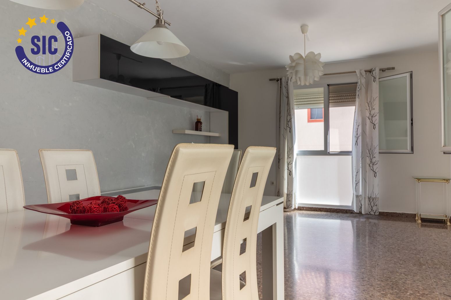 Dining room of Flat for sale in Gilet  with Parquet flooring, Terrace and Storage room