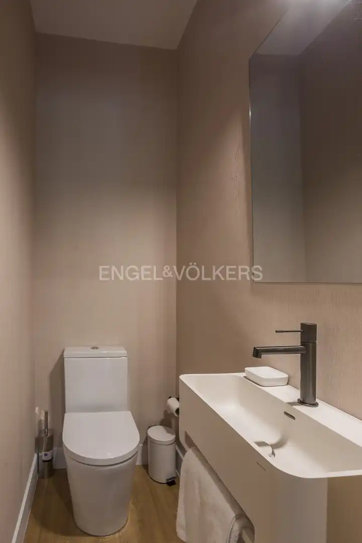 Baño de Piso en venta en Madrid con Aire acondicionado, Calefacción y Parquet