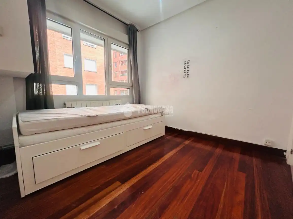 Habitación de Piso en venta en Bilbao  con Parquet