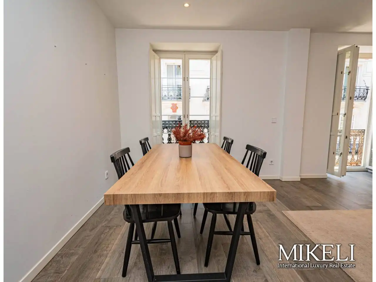 Flat with terrace to rent in Calle Hernán Cortés, imagen 6