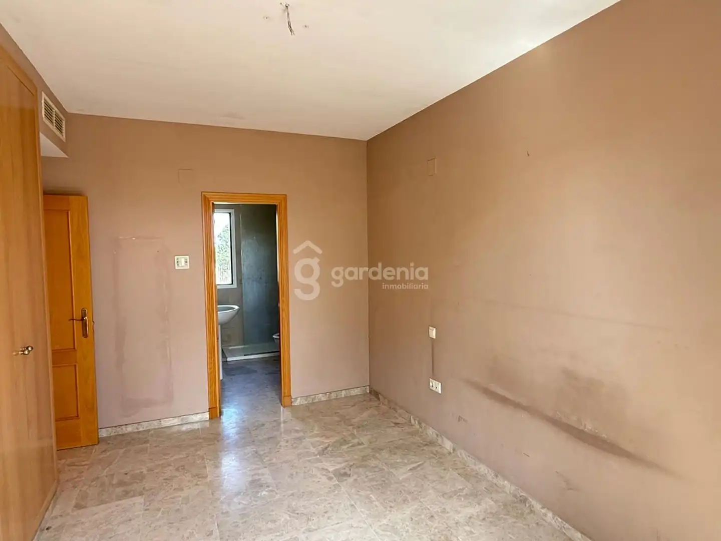 Casa adosada en venta en Castilleja de la Cuesta con Aire acondicionado y Terraza
