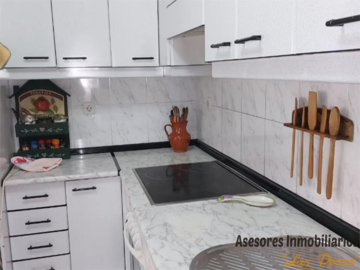 Cuina de Pis en venda en  Madrid Capital amb Calefacció, Parquet i Terrassa