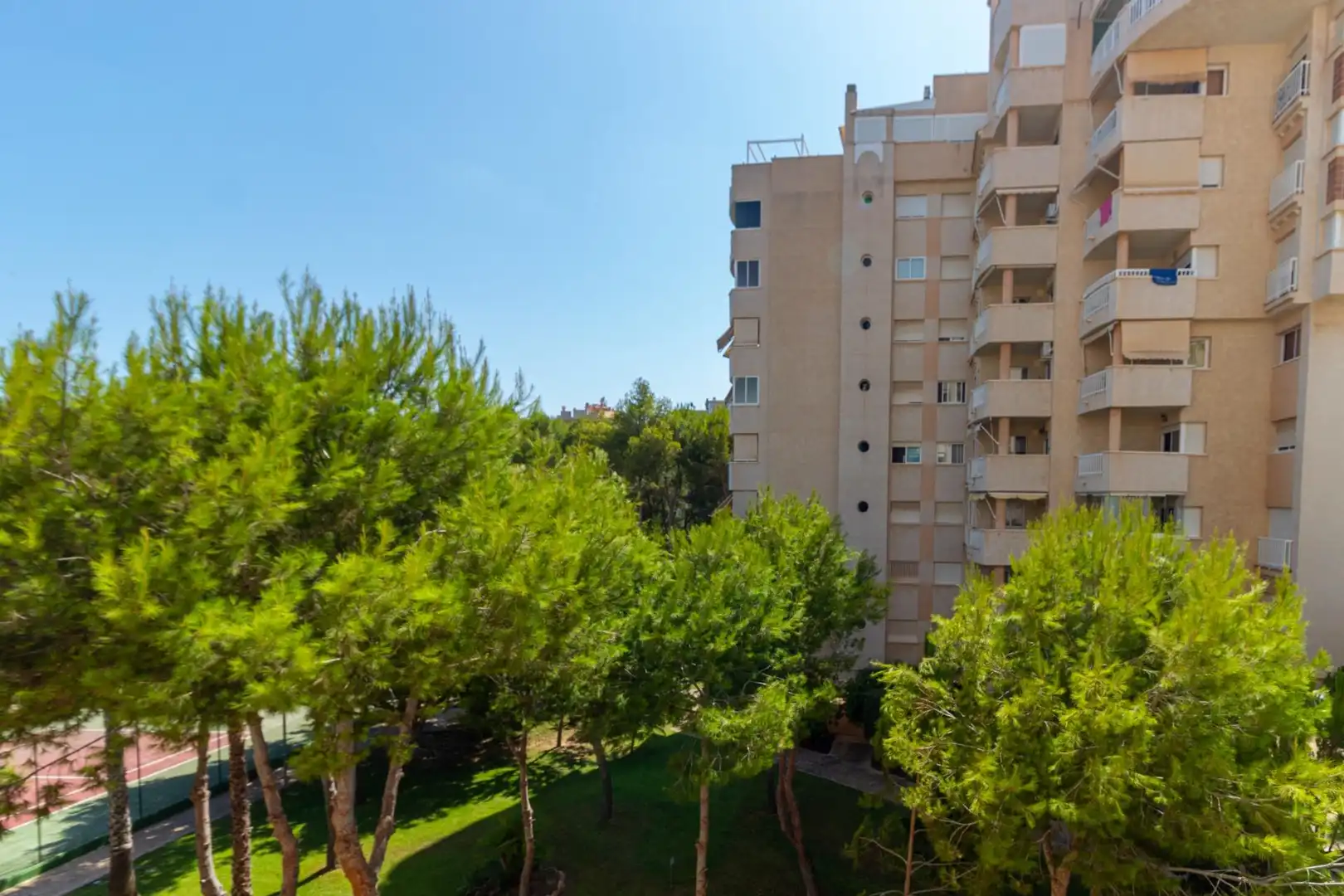 Vista exterior de Pis en venda en Orihuela amb Calefacció, Piscina i Rentadora