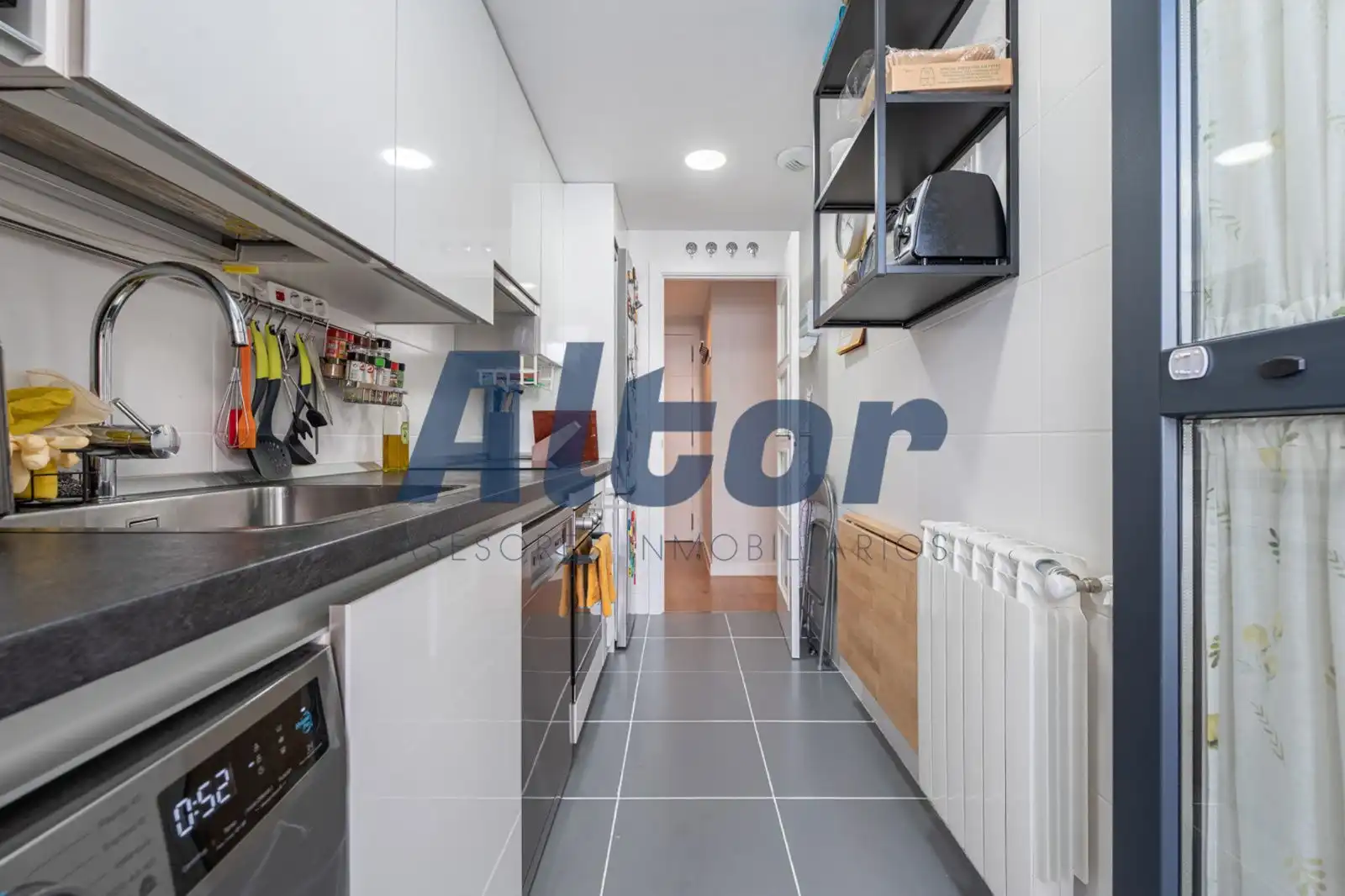 Kitchen of Flat for sale in Madrid  with Air Conditioner, Heating and Terrace