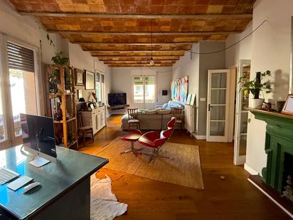 Living room of Flat for sale in  Barcelona Capital  with Heating, Parquet flooring and Oven