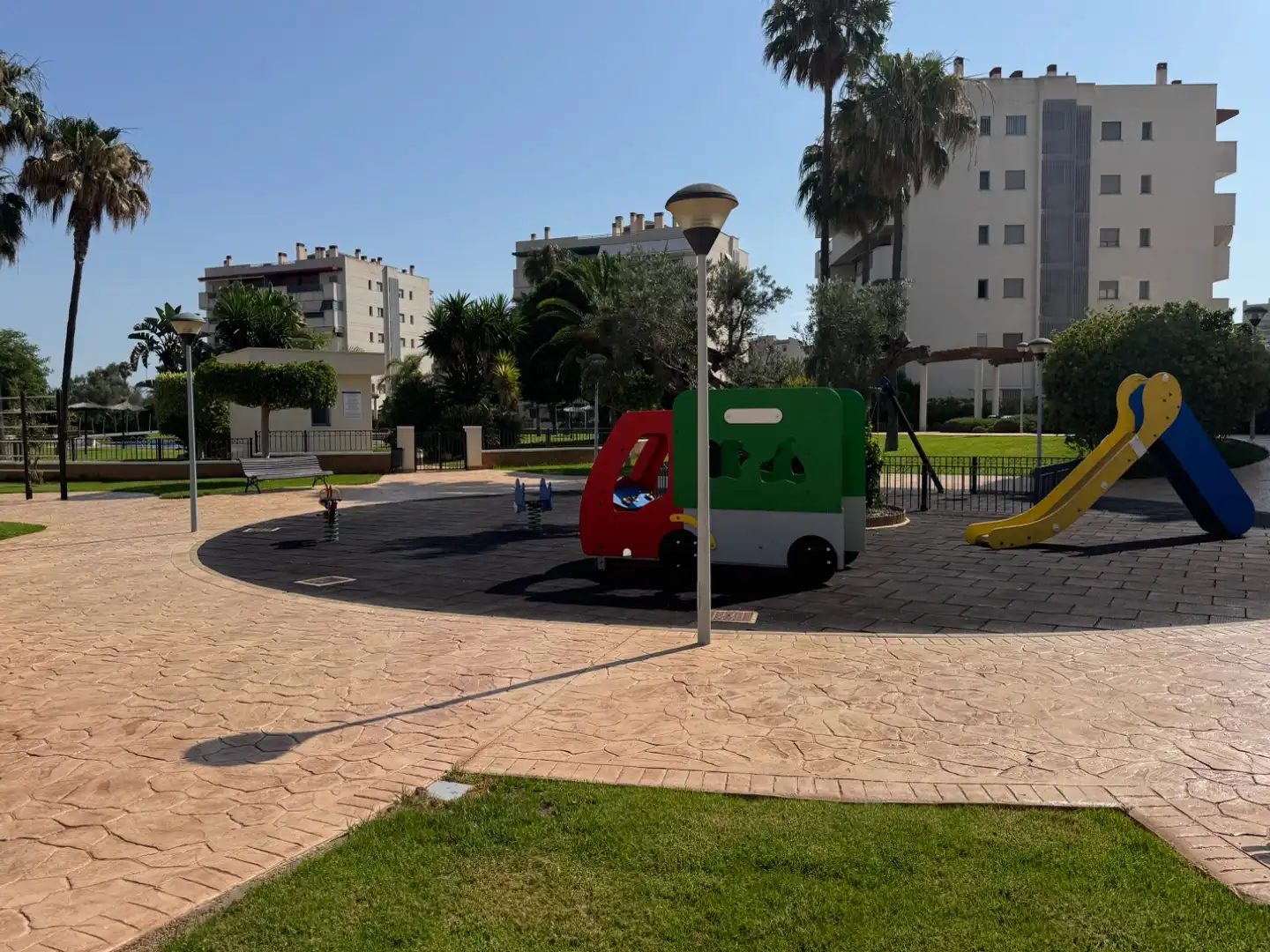 Apartamento con piscina en venta en Carrer Gran Vía 5, imagen 2