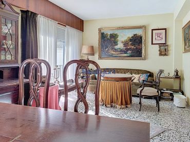 Flat with lift for sale in Casco Antiguo