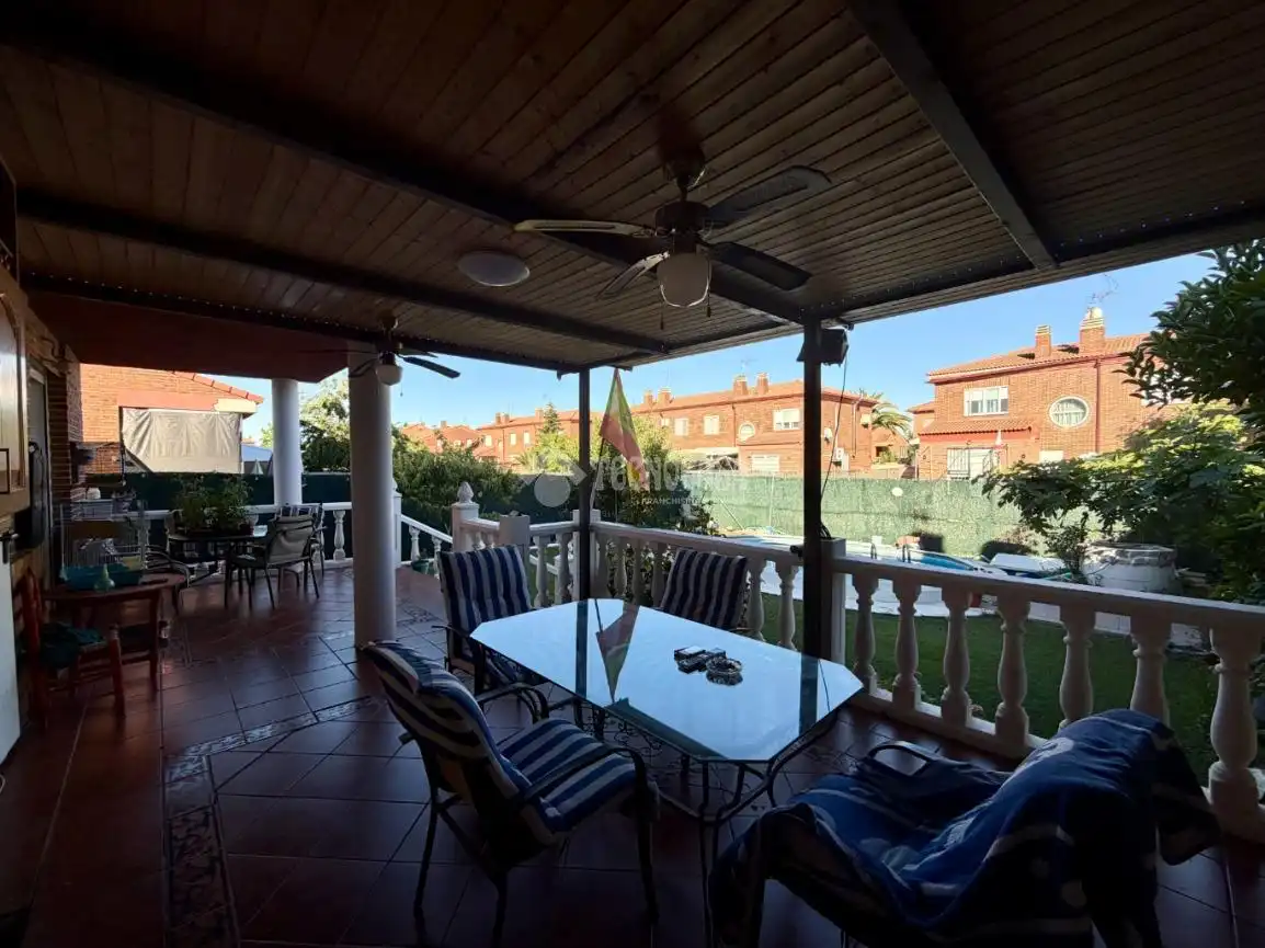 Casa pareada en venta en Villanueva de la Torre, imagen 33