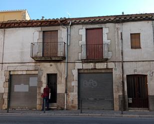 Exterior view of Single-family semi-detached for sale in Girona Capital  with Balcony