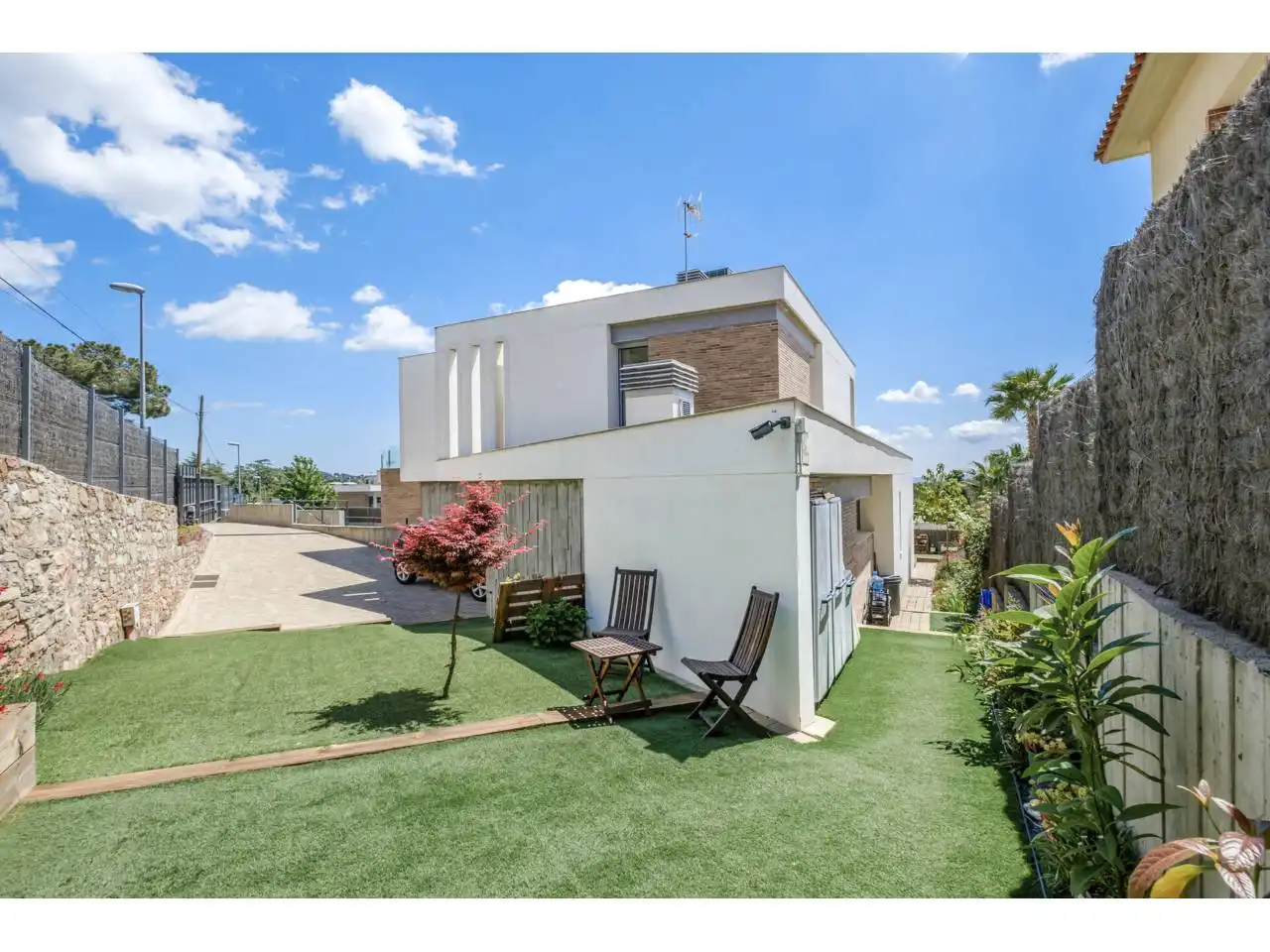 Jardí de Casa o xalet en venda en Matadepera amb Aire condicionat, Calefacció i Jardí privat
