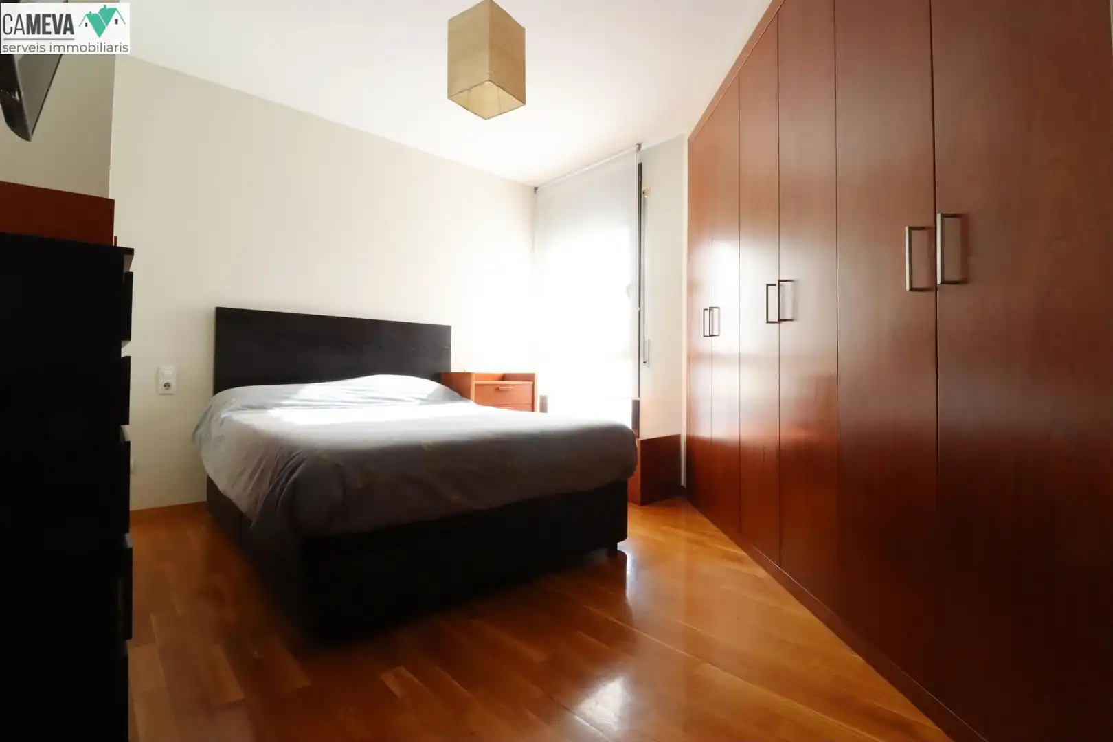 Habitación de Piso en venta en Sabadell con Calefacción, Trastero y Amueblado