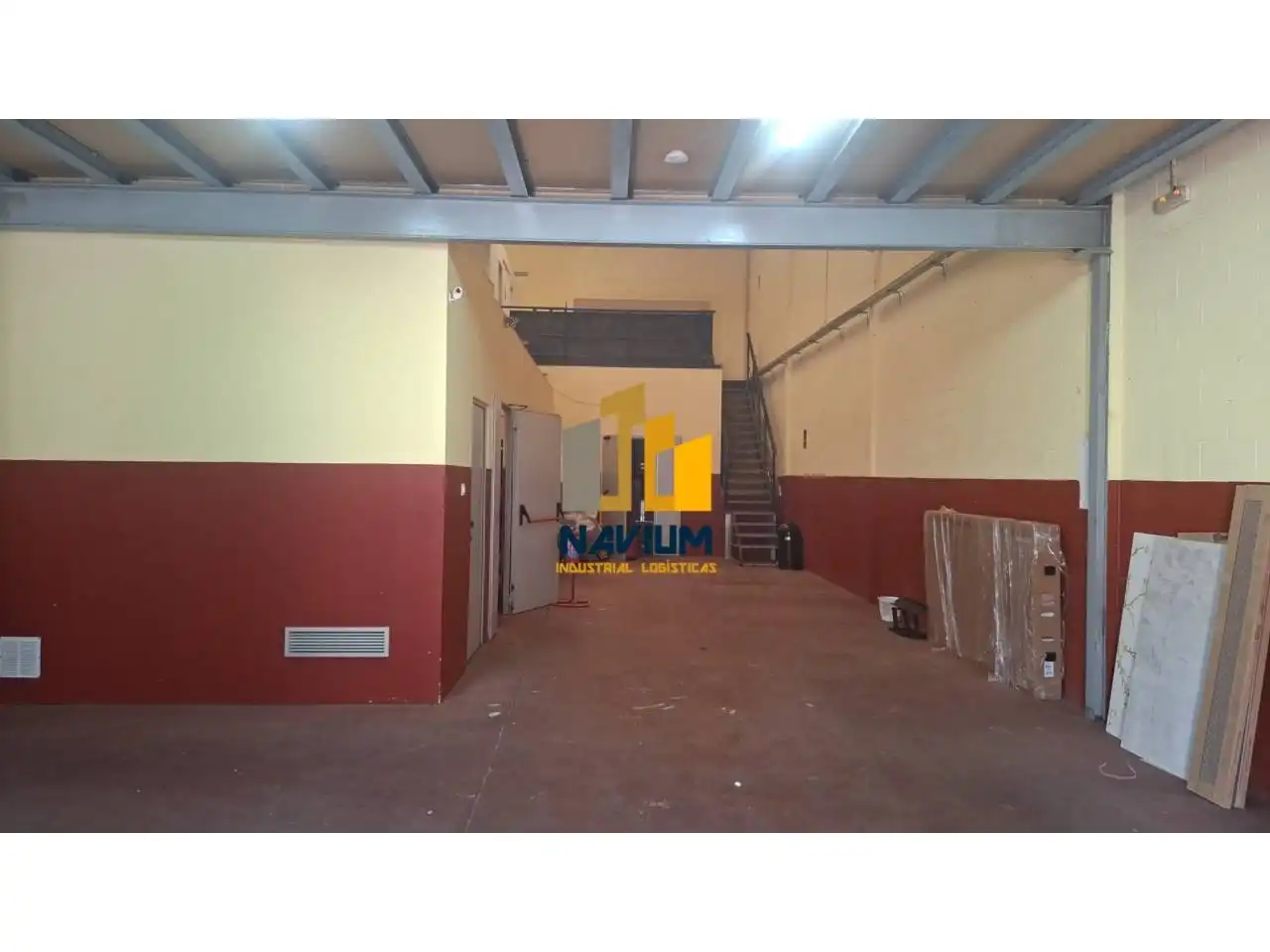 Nave industrielle à vendre à Pintores - Ferial