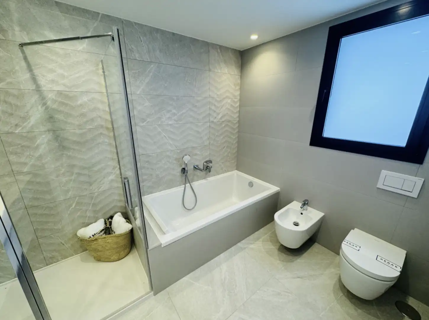 Apartament amb piscina en venda a Nueva Andalucía, imagen 5