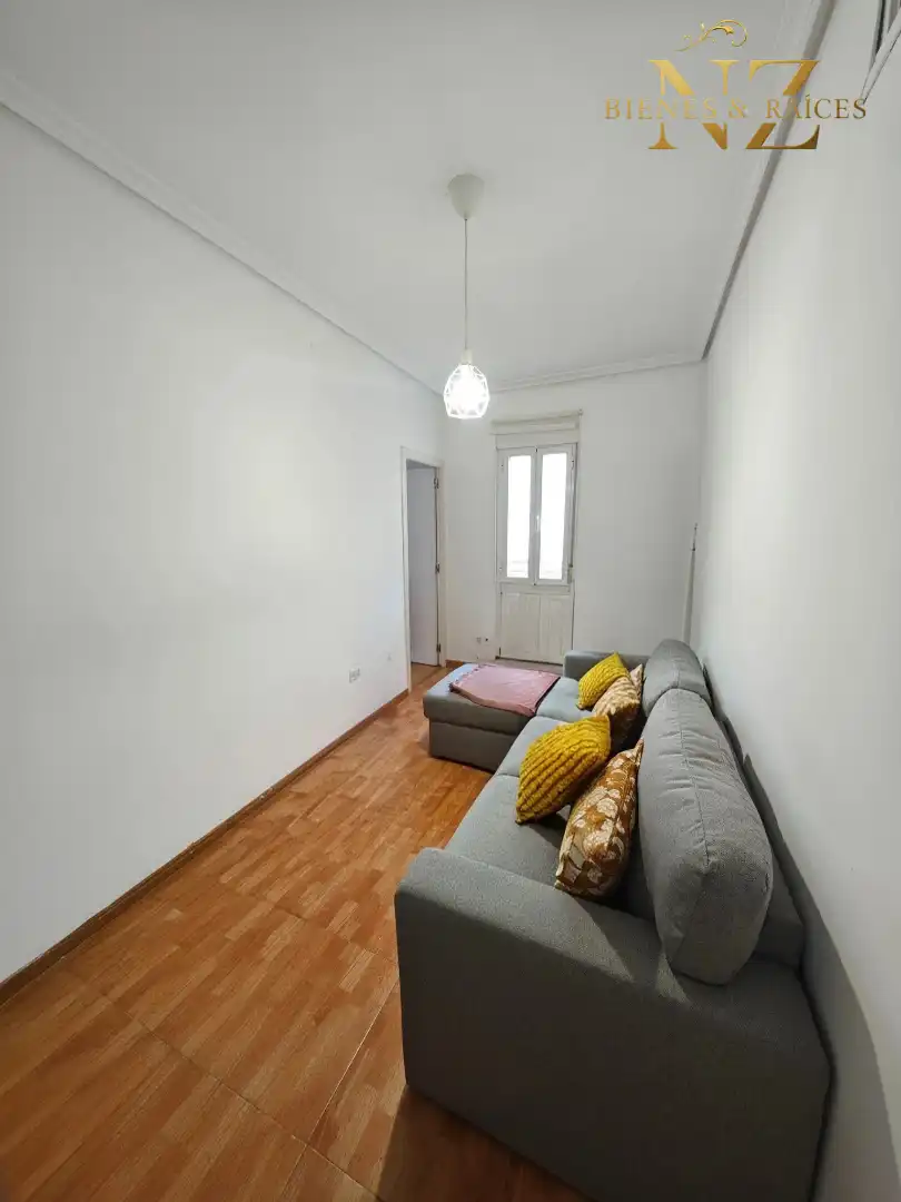 Flat for sale in Calle de Ramón Sainz, 22, Vista Alegre