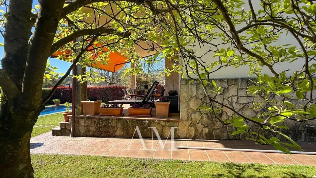 Jardín de Casa o chalet en venta en Vigo  con Calefacción, Jardín privado y Terraza