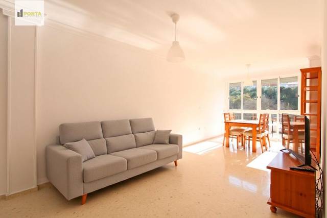 Piso en Venta en El Pino - Bajo de Guía