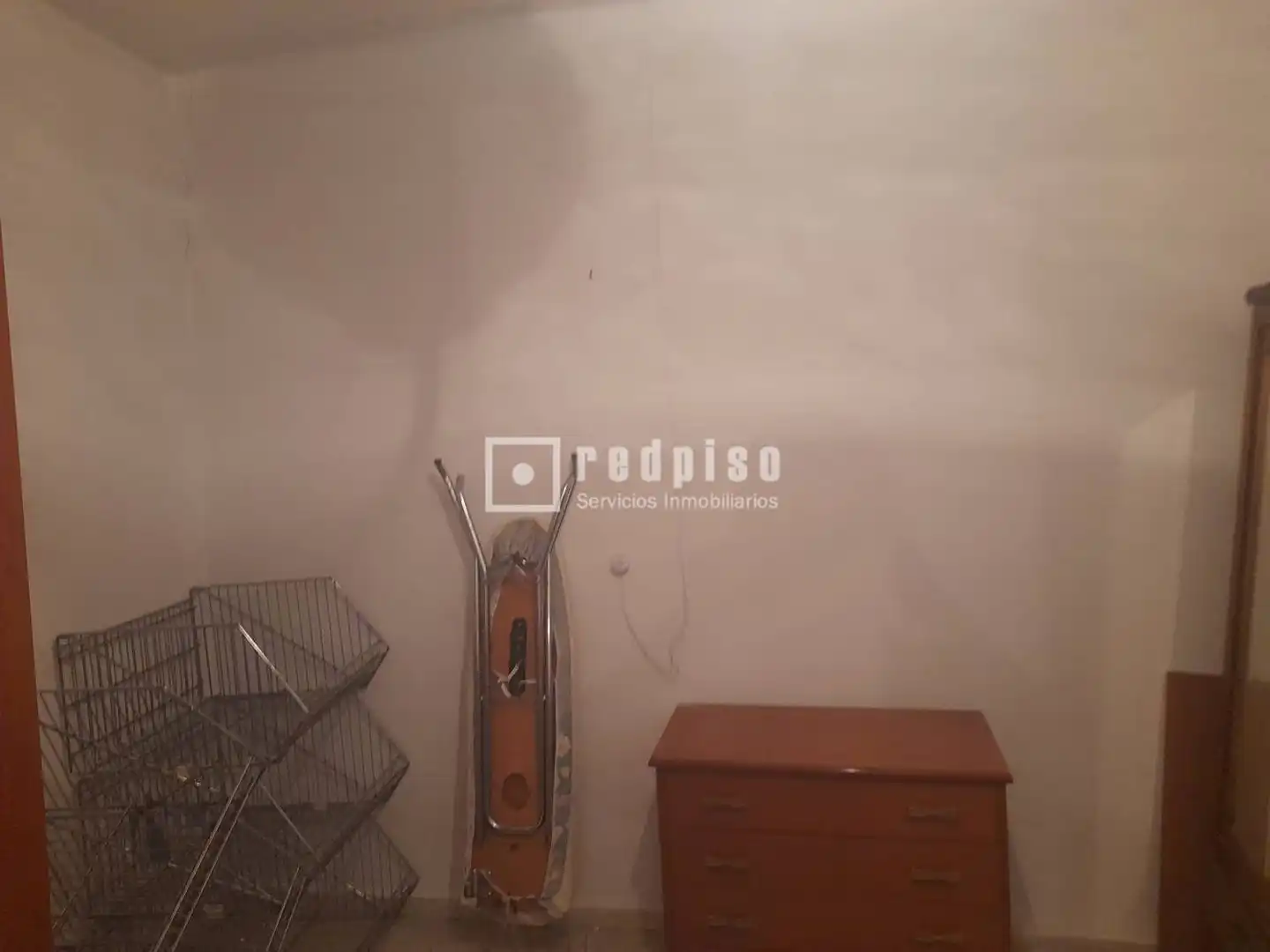 Habitación de Casa o chalet en venta en Belmonte de Tajo con Calefacción y Jardín privado