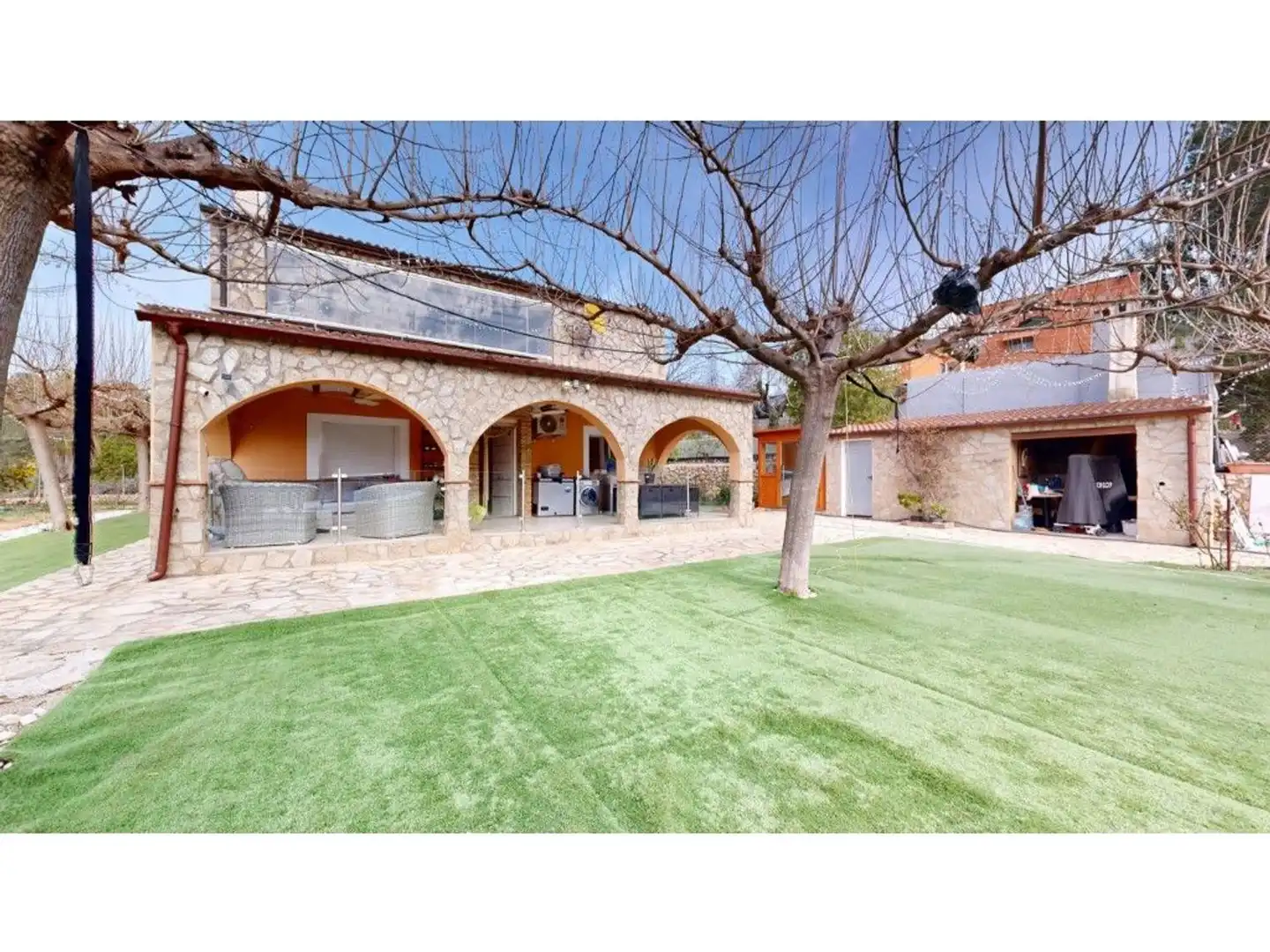 Vista exterior de Casa o xalet en venda en Vilafamés amb Aire condicionat, Calefacció i Jardí privat