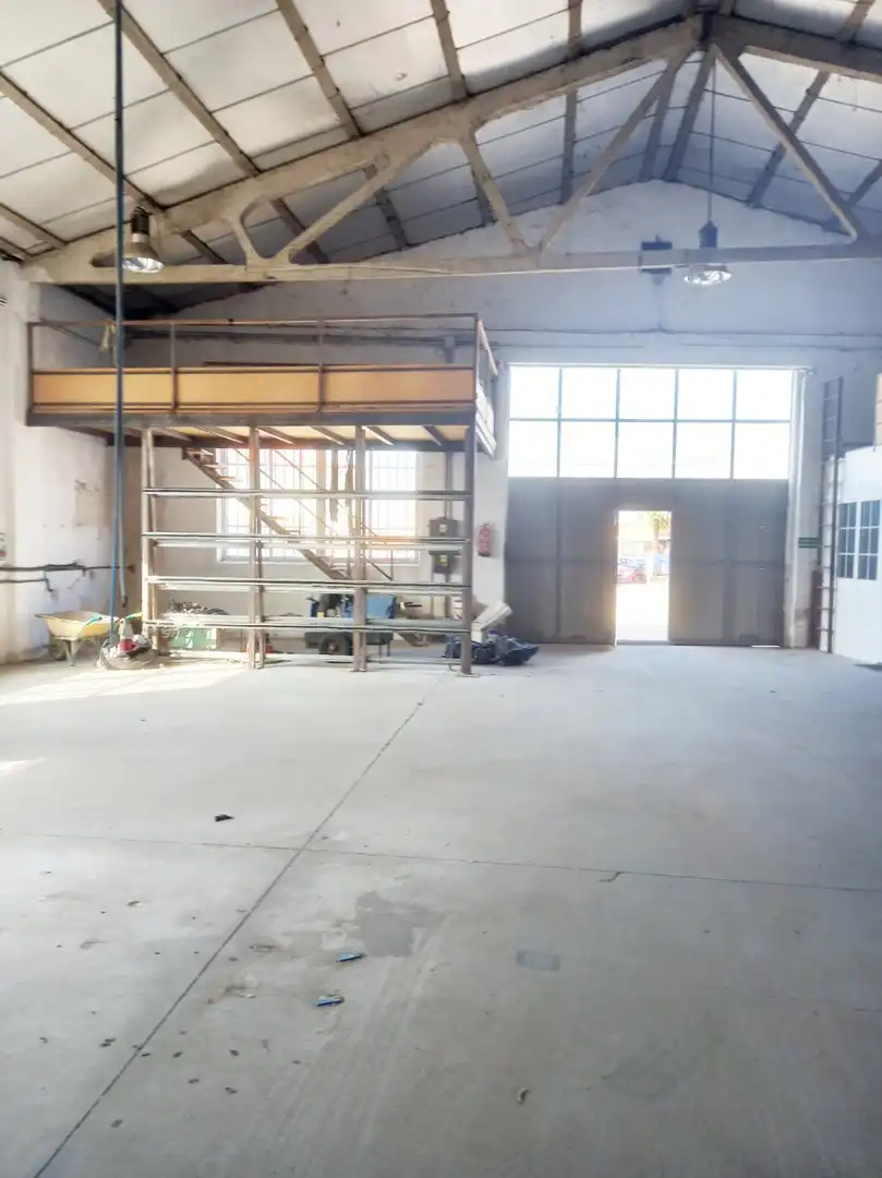 Industrial buildings for sale in Encinas de Abajo