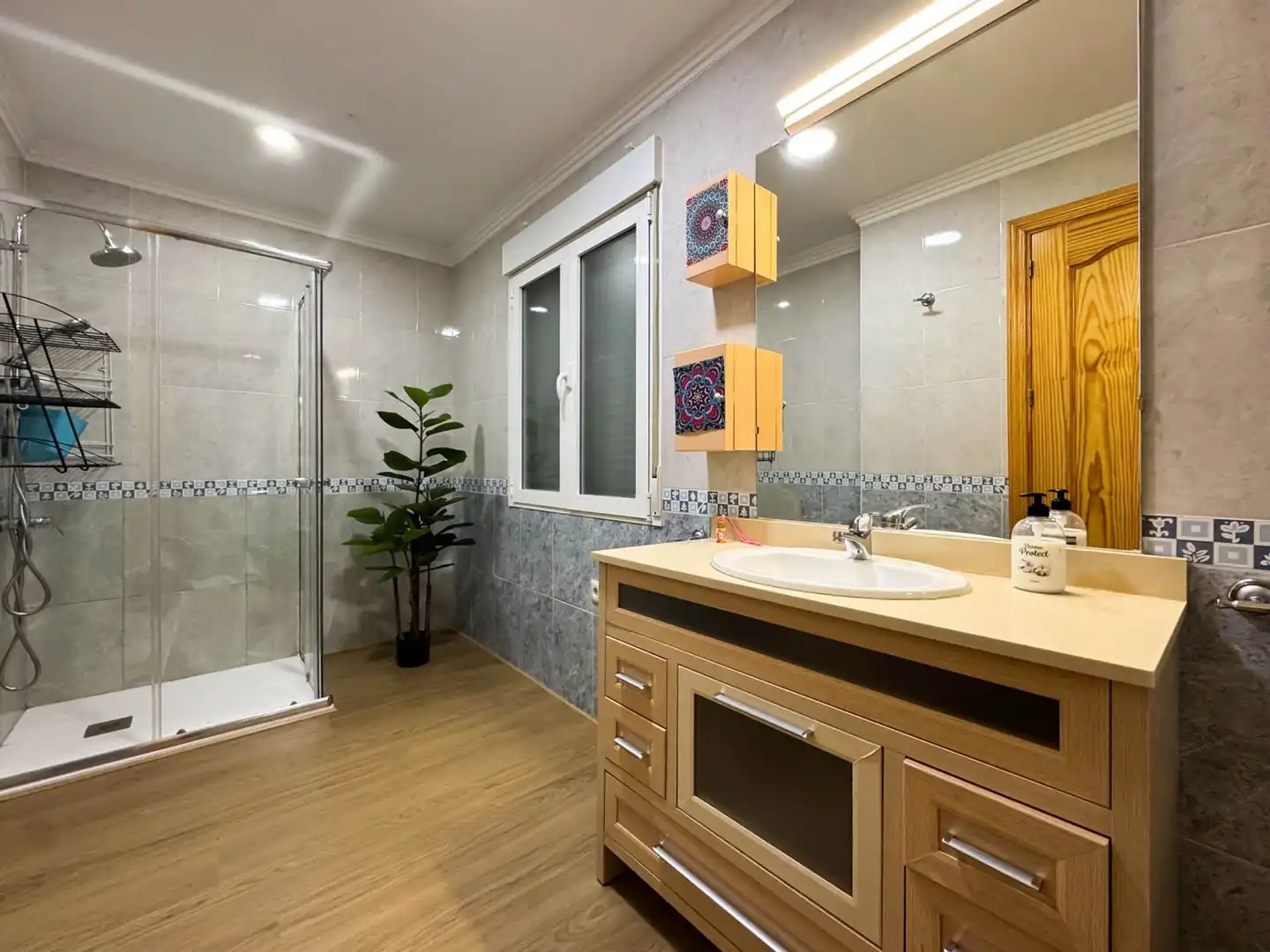 Bathroom of Flat for rent in Puertollano  with Air Conditioner, Heating and Furnished