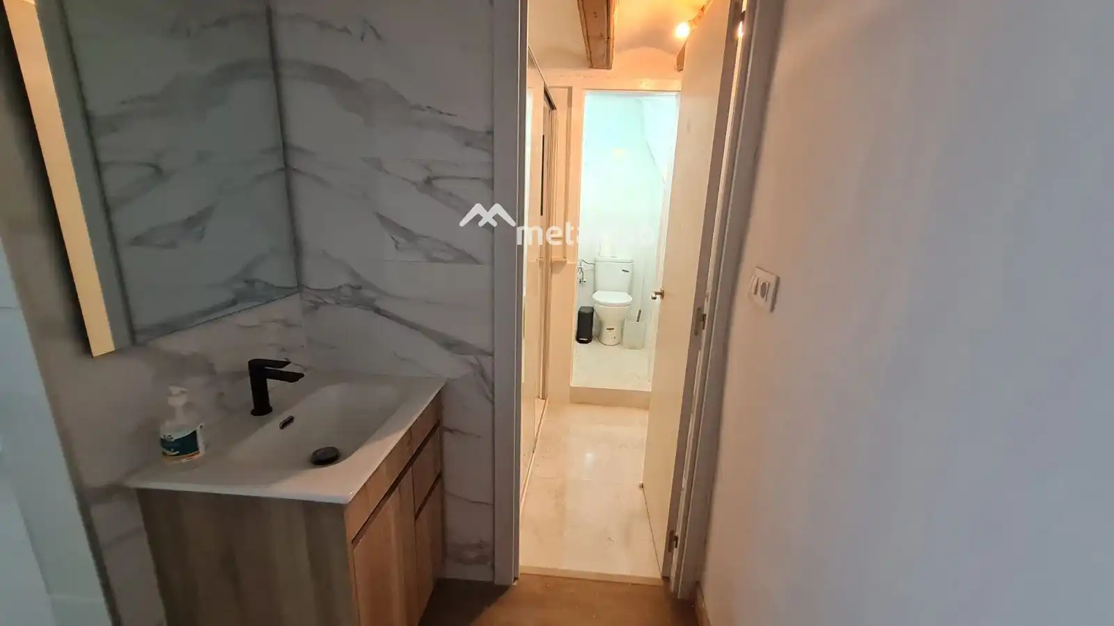 Baño de Piso en venta en Barcelona con Aire acondicionado