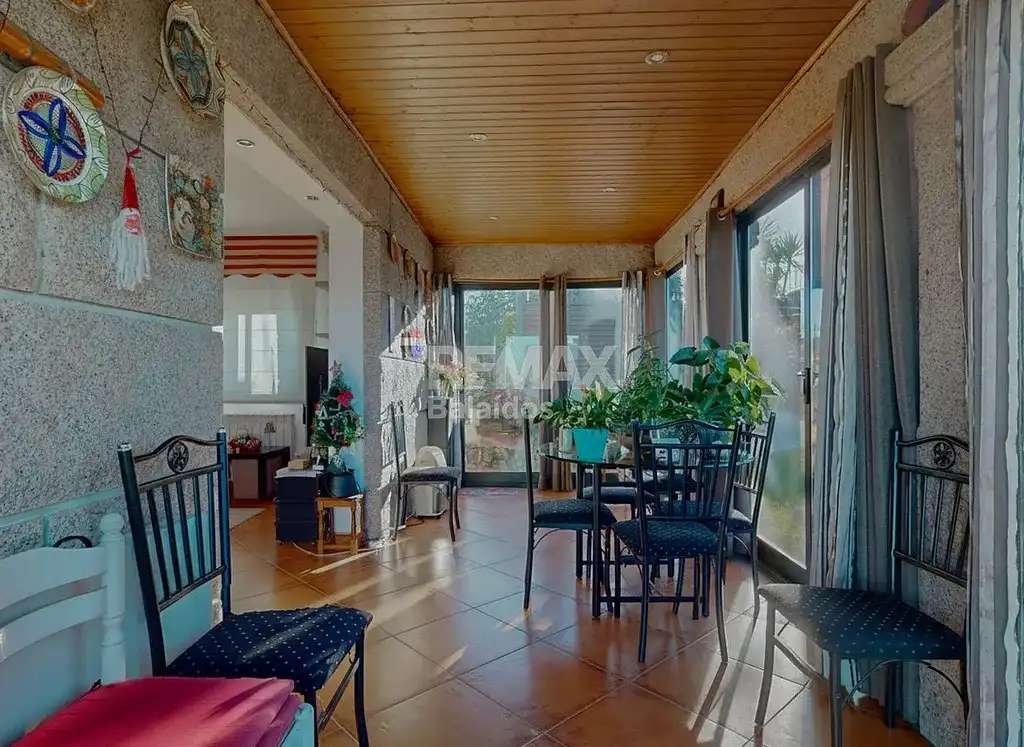 Houses for sale in Vigo   with Heating, Private garden and Parquet flooring
