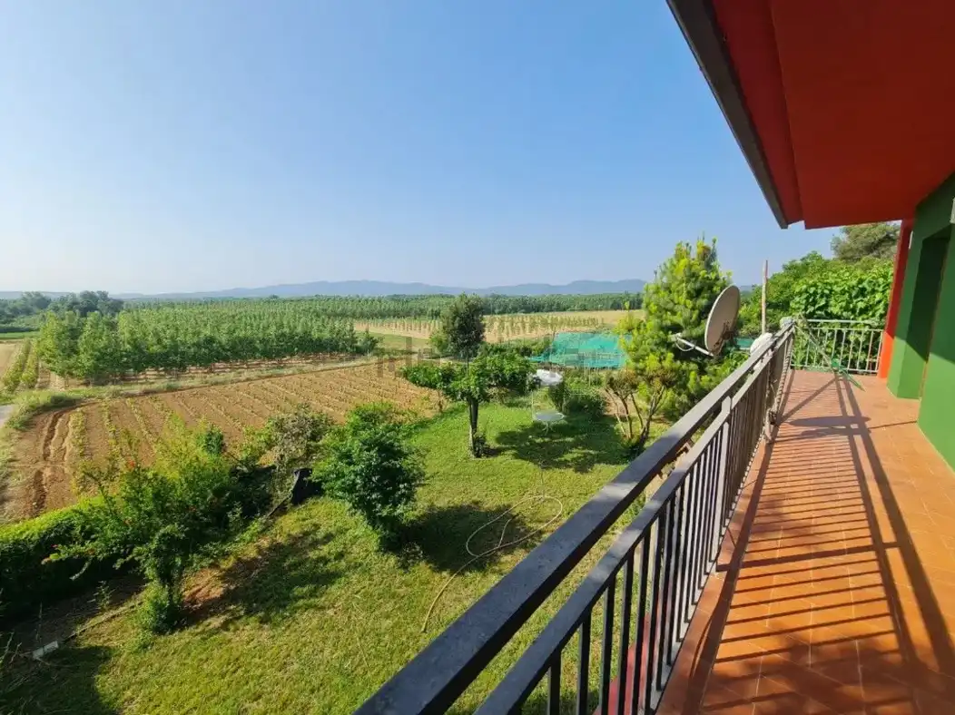 Jardí de Casa o xalet en venda en Cervià de Ter amb Jardí privat, Terrassa i Balcó