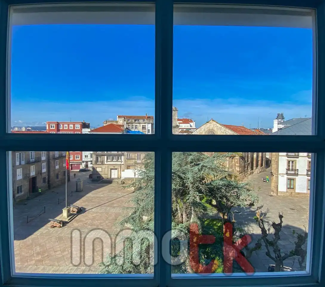 Vista exterior de Pis de lloguer en A Coruña Capital  amb Calefacció