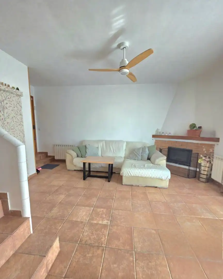 Wohnzimmer von Haus oder Chalet zum Verkauf in Sant Fost de Campsentelles mit Heizung, Privatgarten und Abstellraum