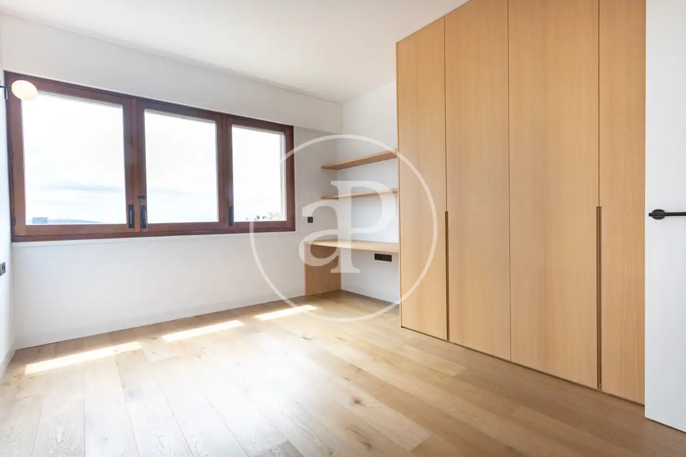 Habitación de Piso de alquiler en Barcelona con Aire acondicionado, Calefacción y Jardín privado