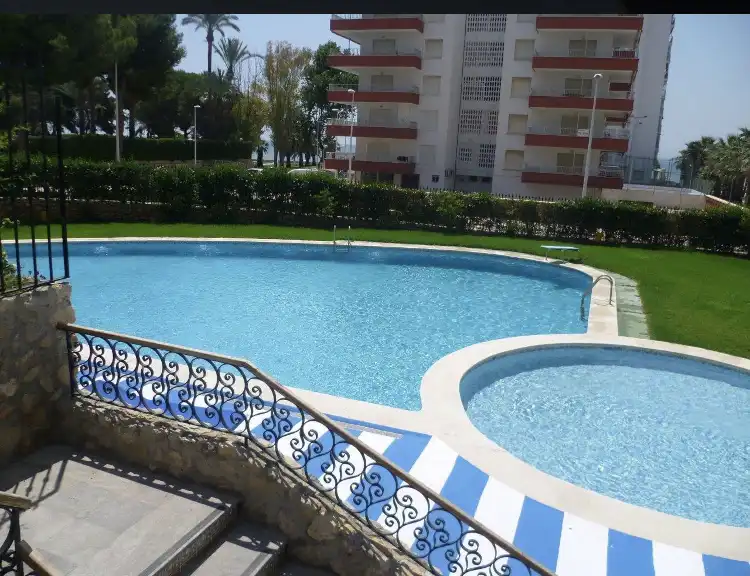 Piscina de Apartamento de alquiler en Cullera con Terraza, Amueblado y Horno