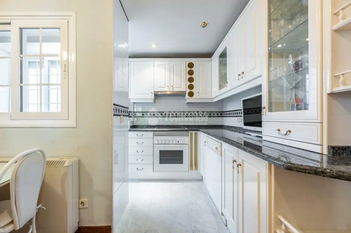 Cocina de Piso en venta en Madrid con Aire acondicionado y Terraza