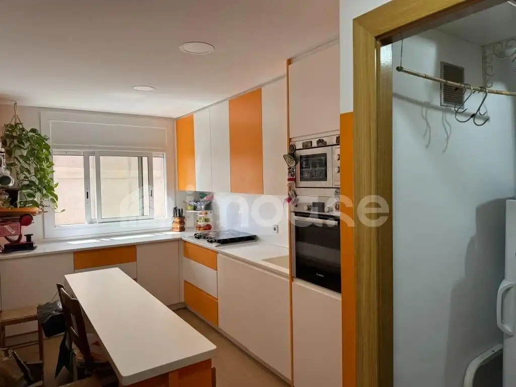 Kitchen of Flat for sale in Berga, Barcelona