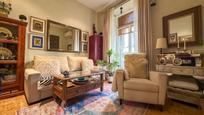 Living room of Flat for sale in  Madrid Capital  with Air Conditioner, Heating and Parquet flooring