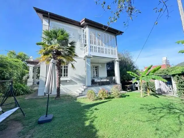 Casa con terraza en venta en CASTAÑERA