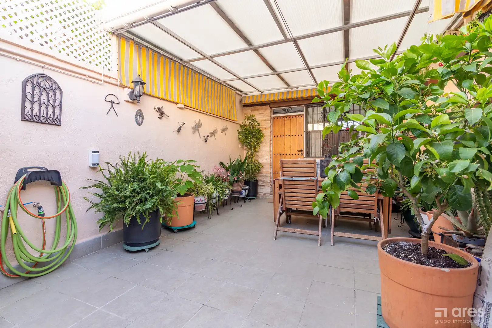 Casa adosada en venta en Calle de Vedra, Entrevías, Puente de Vallecas