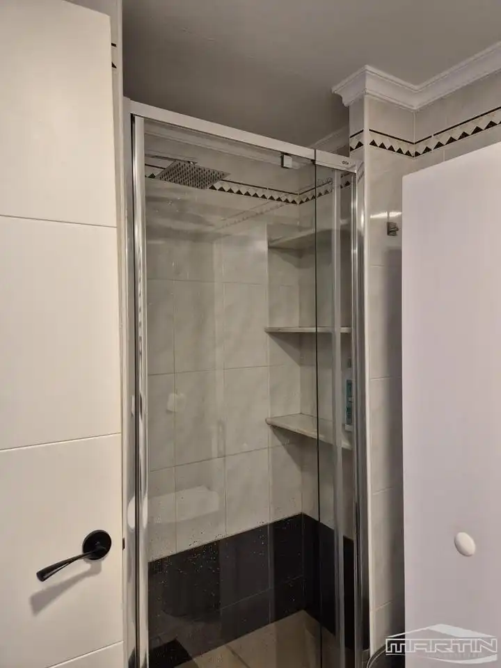 Baño de Estudio de alquiler en Torrox con Aire acondicionado, Trastero y Piscina