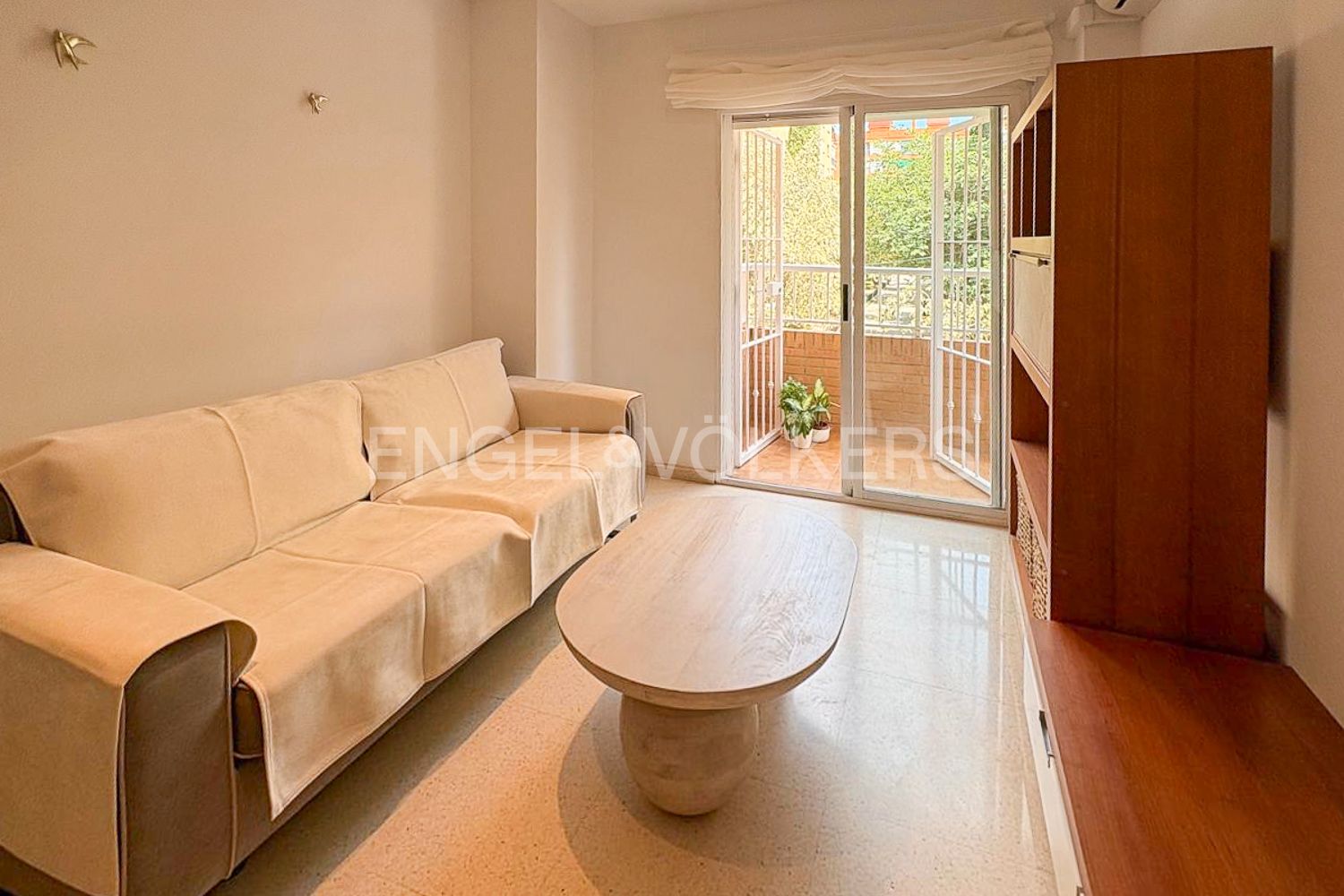 Living room of Apartment to rent in  Valencia Capital  with Air Conditioner, Heating and Furnished