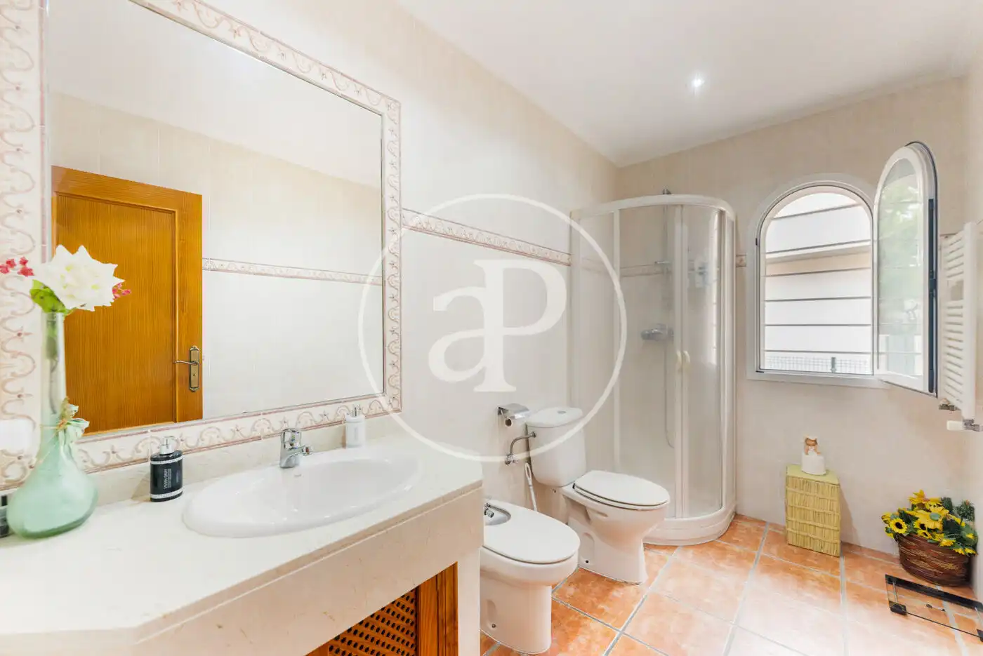 Bathroom of Houses for sale in  Palma de Mallorca  with Air Conditioner, Heating and Private garden