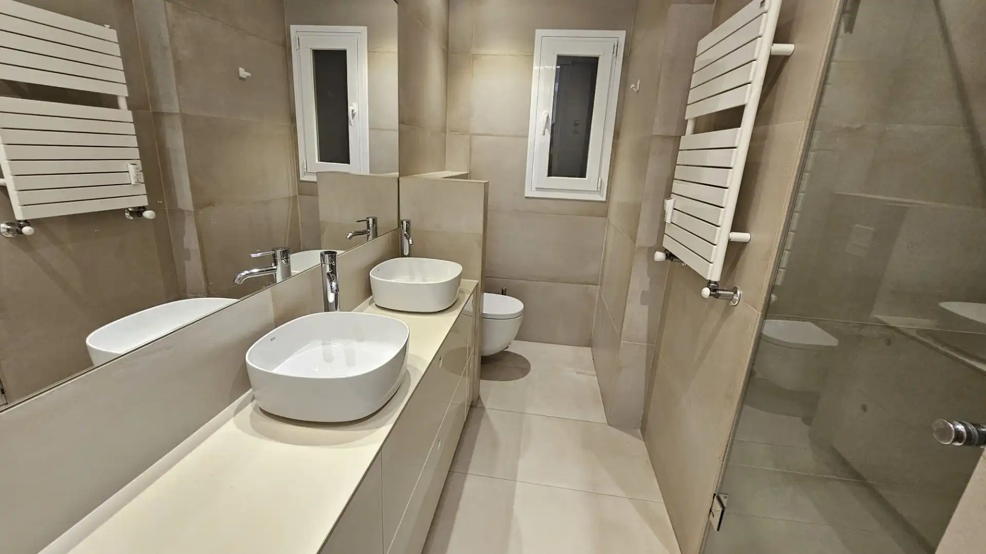 Baño de Piso en venta en Madrid con Aire acondicionado, Calefacción y Terraza