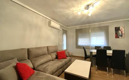 Living room of Flat to rent in  Valencia Capital  with Air Conditioner, Heating and Storage room